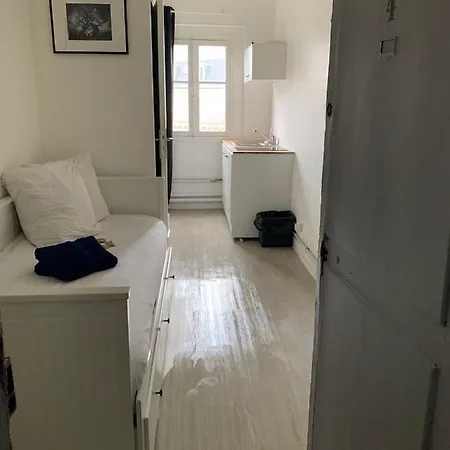 Guest Room Nearby Champs Elysees Paris Exterior photo