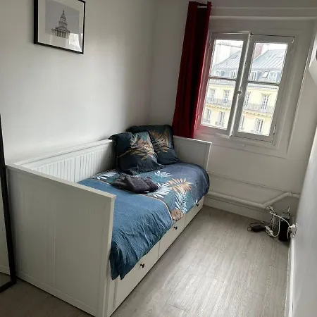 Guest Room Nearby Champs Elysees Paris Exterior photo